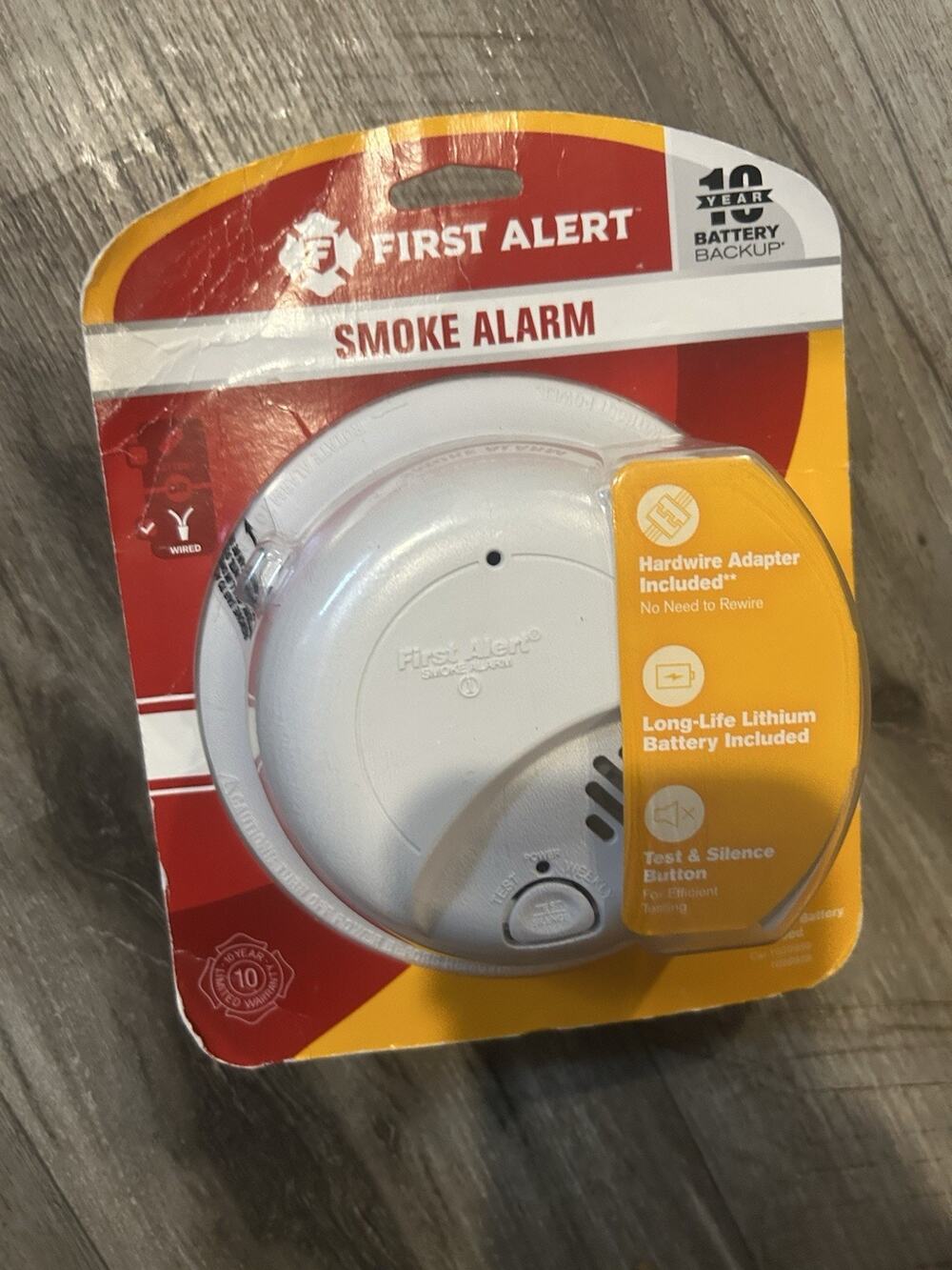 First Alert Hard Wired Smoke Detector/Alarm10 Year Battery Backup